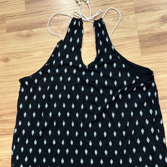 Old navy black and white top - Picture 5 of 5